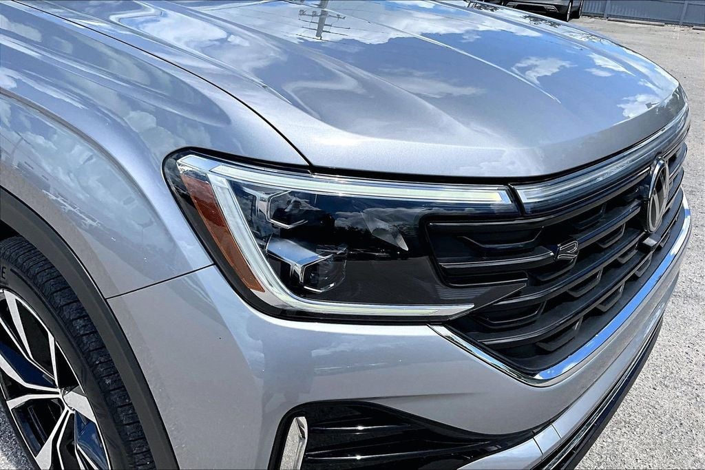 2024 Volkswagen Atlas 2.0T SEL Premium R-Line