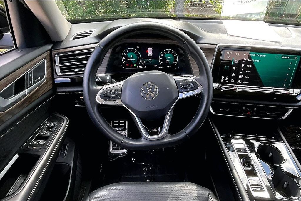 2024 Volkswagen Atlas 2.0T SEL Premium R-Line