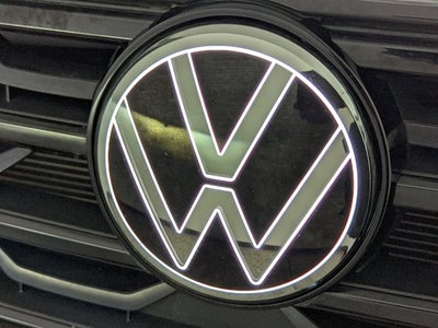 2025 Volkswagen Atlas Cross Sport 2.0T SE w/Technology 4MOTION