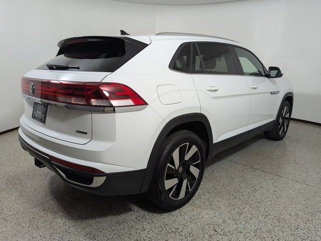2025 Volkswagen Atlas Cross Sport 2.0T SE w/Technology 4MOTION