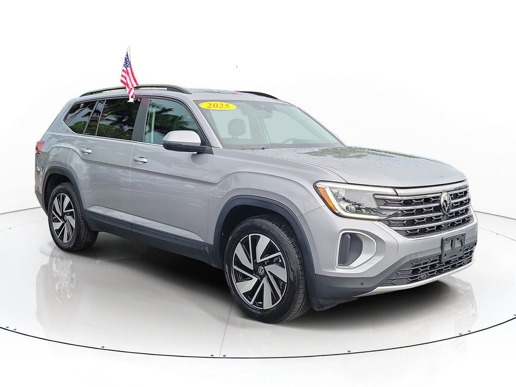 2025 Volkswagen Atlas 2.0T SE w/Technology