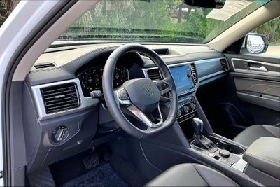 2023 Volkswagen Atlas 3.6L V6 SE w/Technology