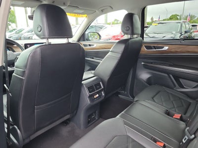 2025 Volkswagen Atlas 2.0T SE w/Technology