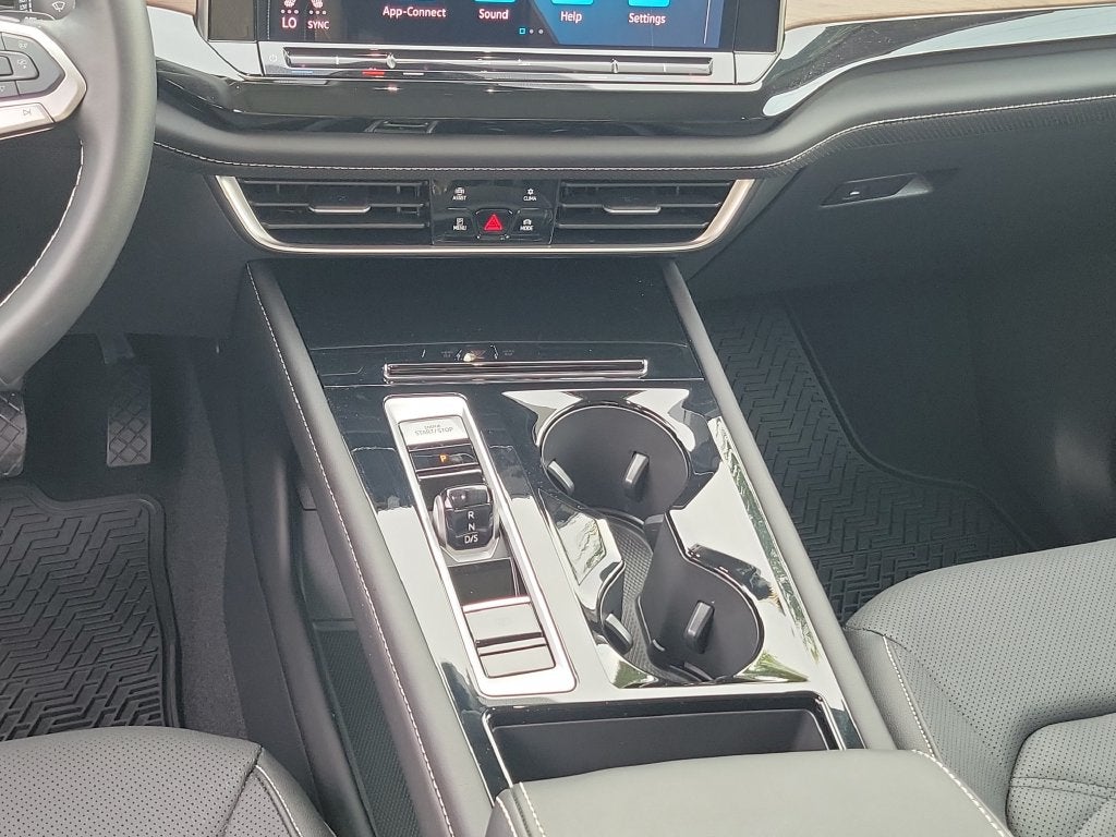 2026 Volkswagen Atlas SE w/Technology