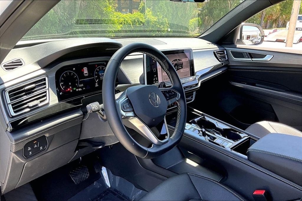 2026 Volkswagen Atlas Cross Sport 2.0T SE w/Technology