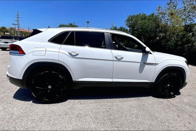 2026 Volkswagen Atlas Cross Sport 2.0T SE w/Technology