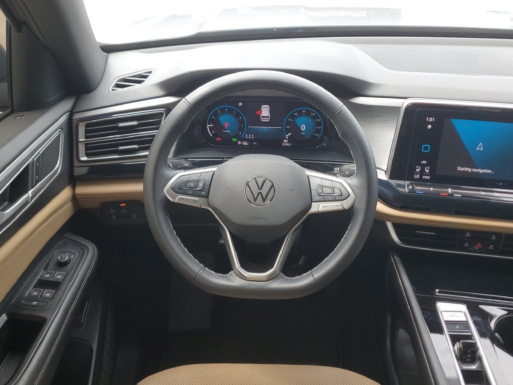 2024 Volkswagen Atlas Cross Sport 2.0T SE w/Technology