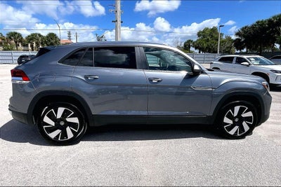 2025 Volkswagen Atlas Cross Sport 2.0T SE w/Technology