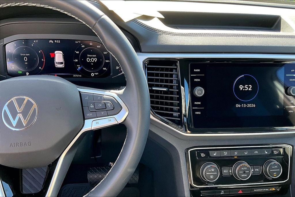 2023 Volkswagen Atlas 3.6L V6 SE w/Technology