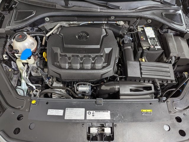 2020 Volkswagen Passat 2.0T R-Line Auto