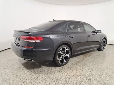 2022 Volkswagen Passat 2.0T R-Line