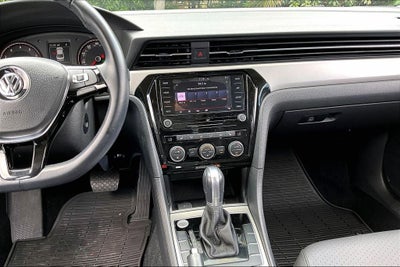 2020 Volkswagen Passat 2.0T SE