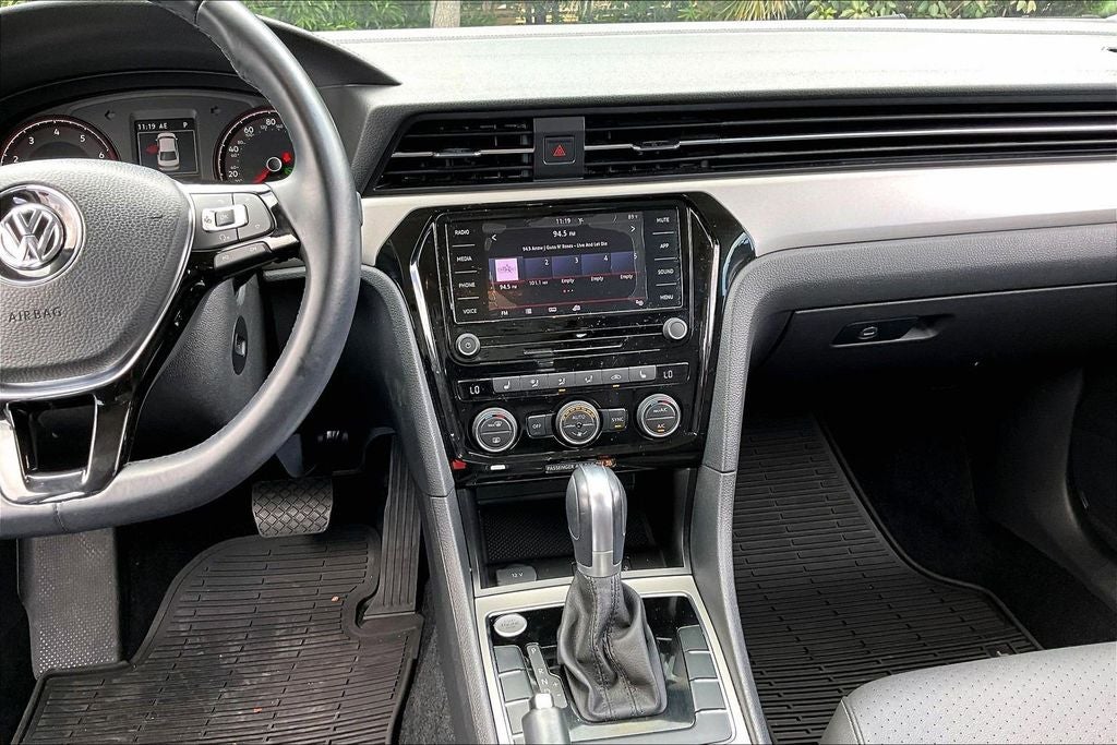2020 Volkswagen Passat 2.0T SE