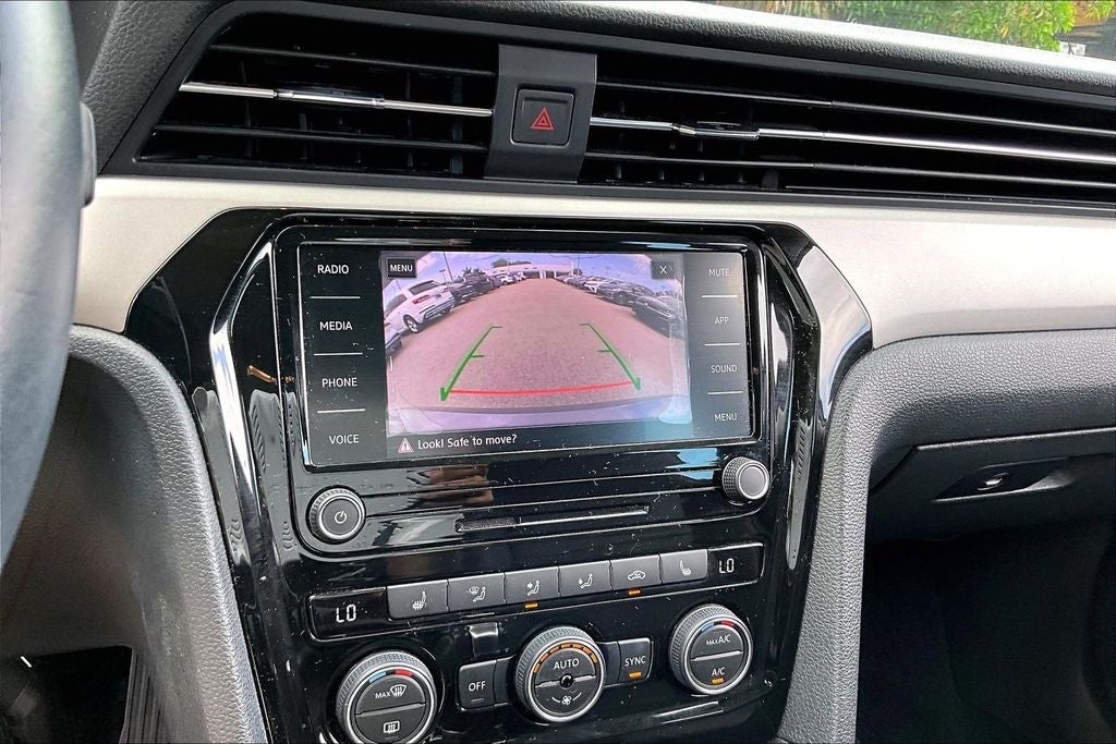 2020 Volkswagen Passat 2.0T SE