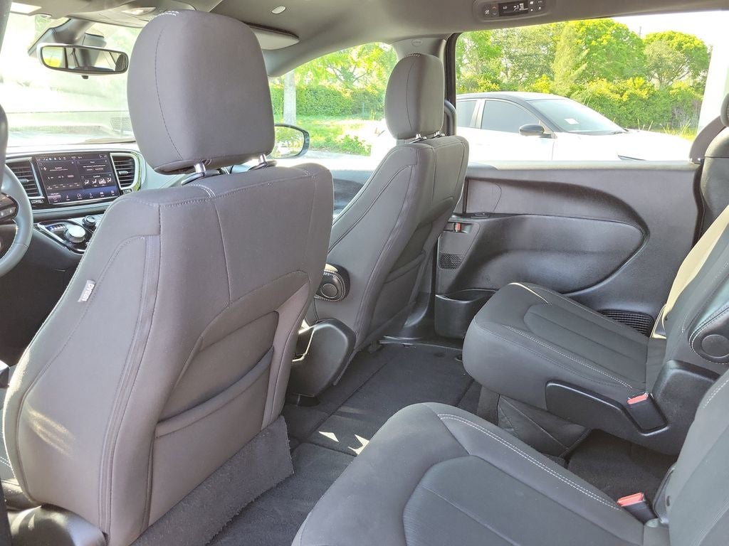 2024 Chrysler Pacifica Touring