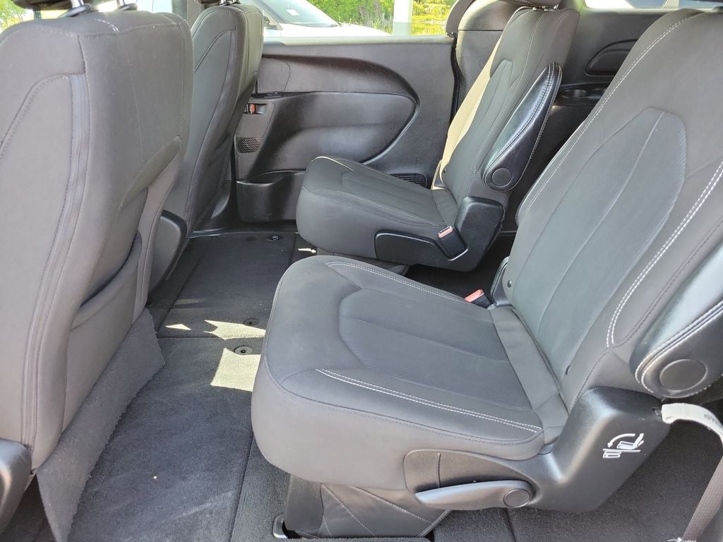 2024 Chrysler Pacifica Touring