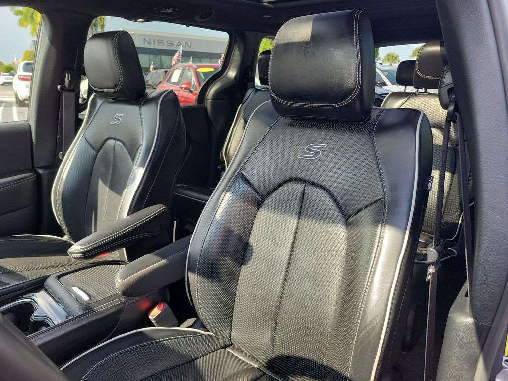 2025 Chrysler Pacifica Limited