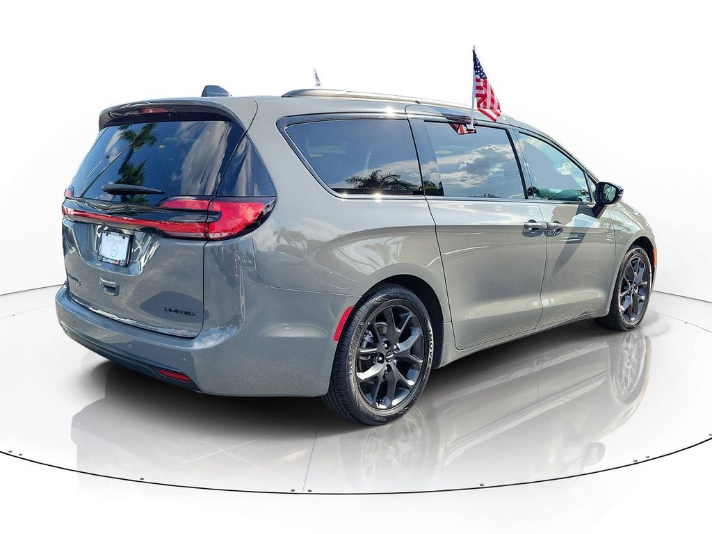 2025 Chrysler Pacifica Limited