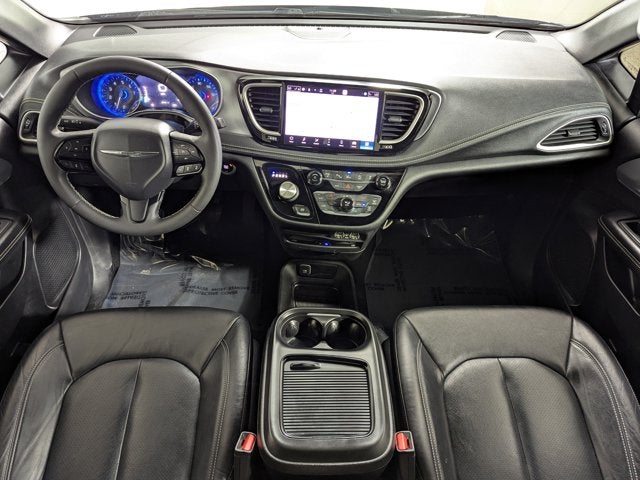 2022 Chrysler Pacifica Touring L AWD