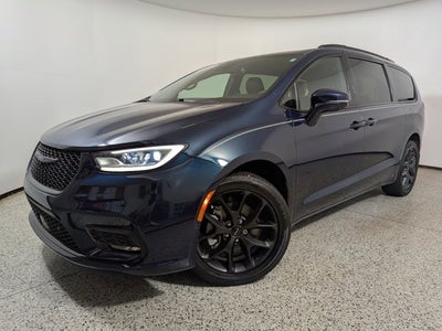 2022 Chrysler Pacifica Touring L AWD