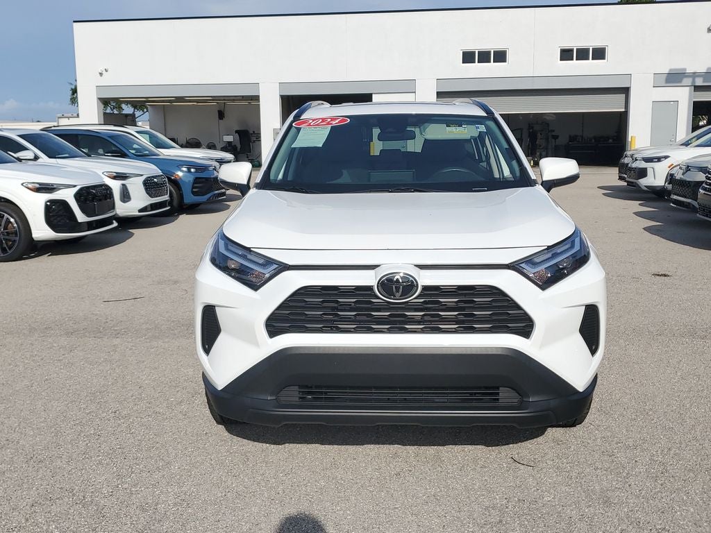 2024 Toyota RAV4 XLE