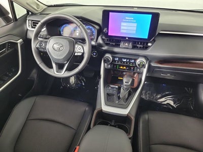 2025 Toyota RAV4 Limited