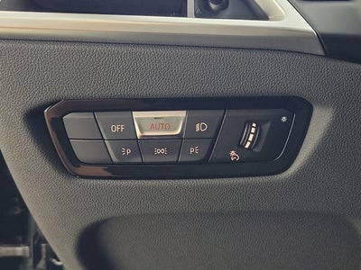 2025 BMW 3 Series 330i
