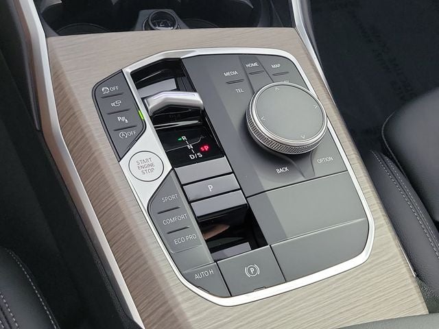 2025 BMW 3 Series 330i