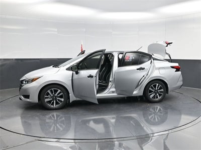 2025 Nissan Versa 1.6 S