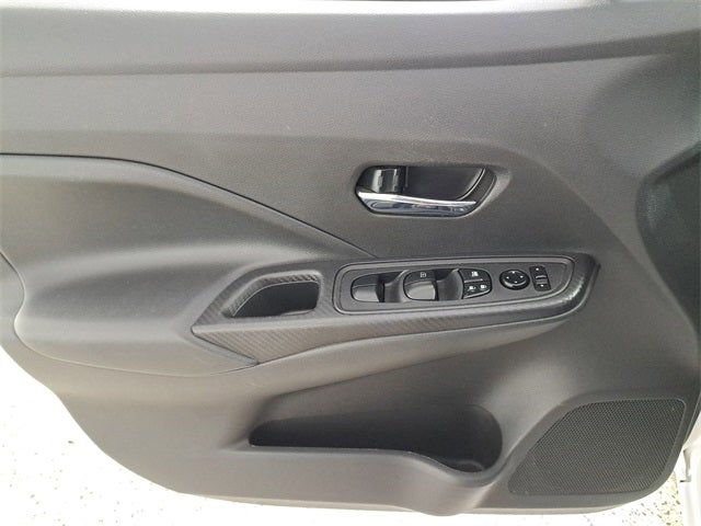 2024 Nissan Versa 1.6 SV