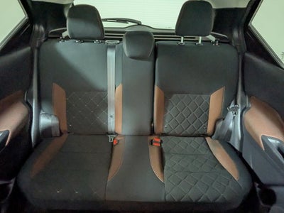 2018 Nissan Kicks SR FWD