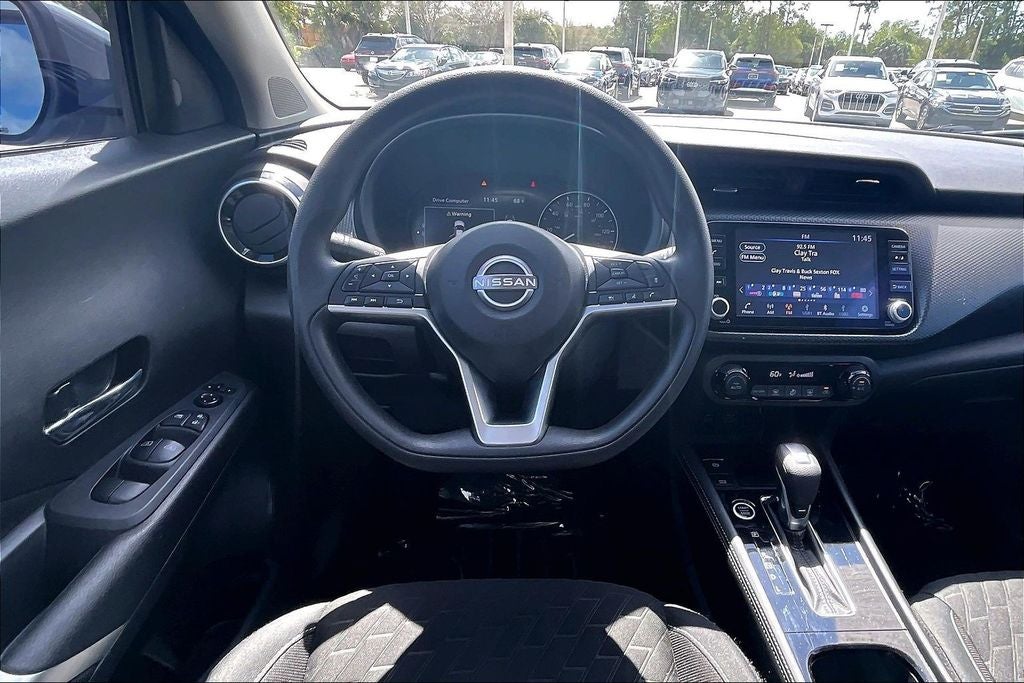 2022 Nissan Kicks SV