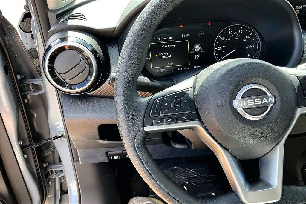 2022 Nissan Kicks SV