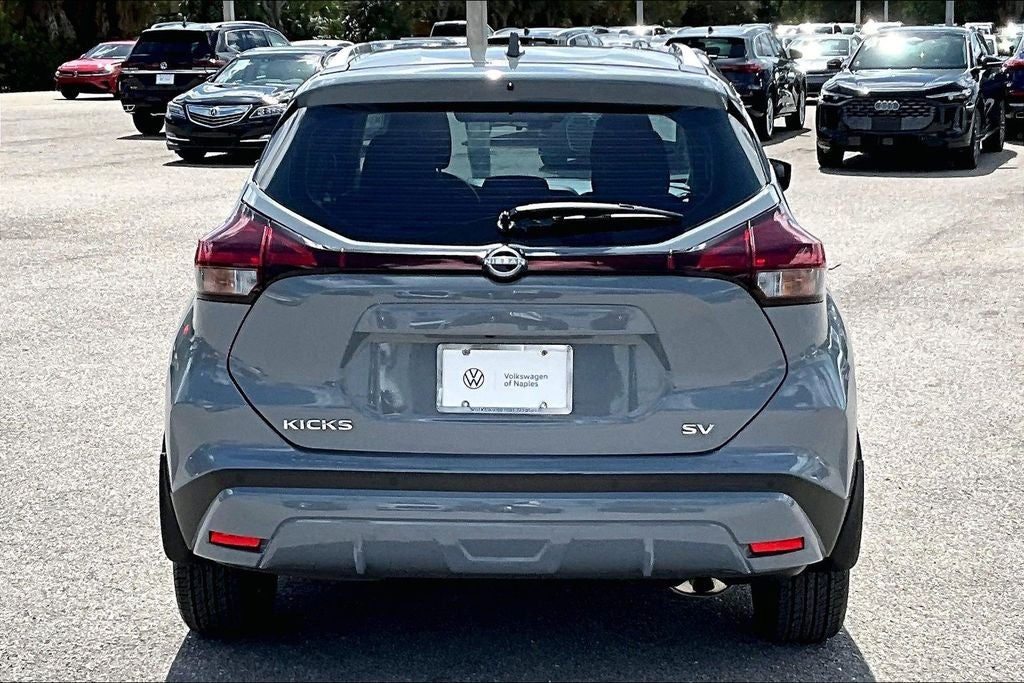 2022 Nissan Kicks SV