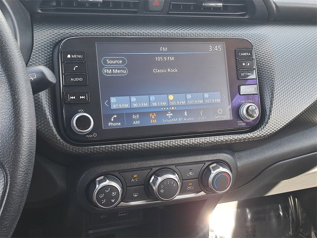 2023 Nissan Kicks SV