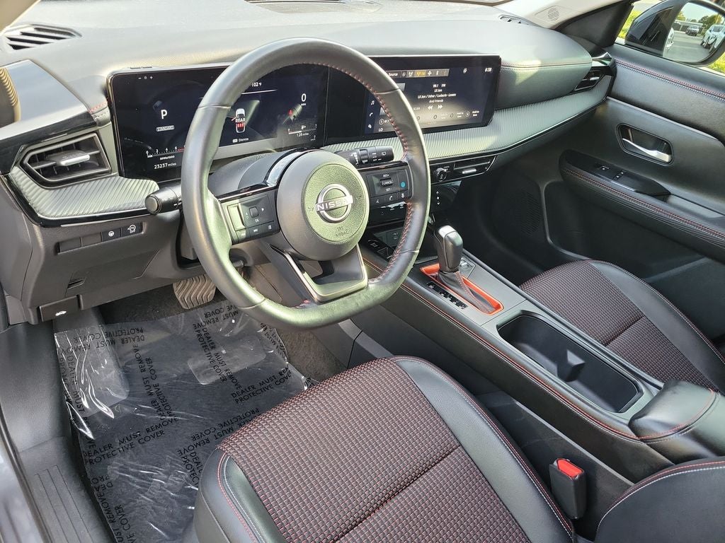 2025 Nissan Kicks SR