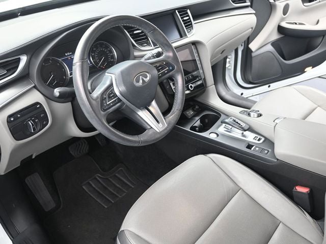 2023 INFINITI QX50 LUXE