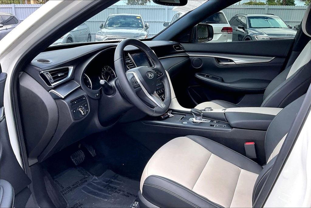 2022 INFINITI QX55 LUXE