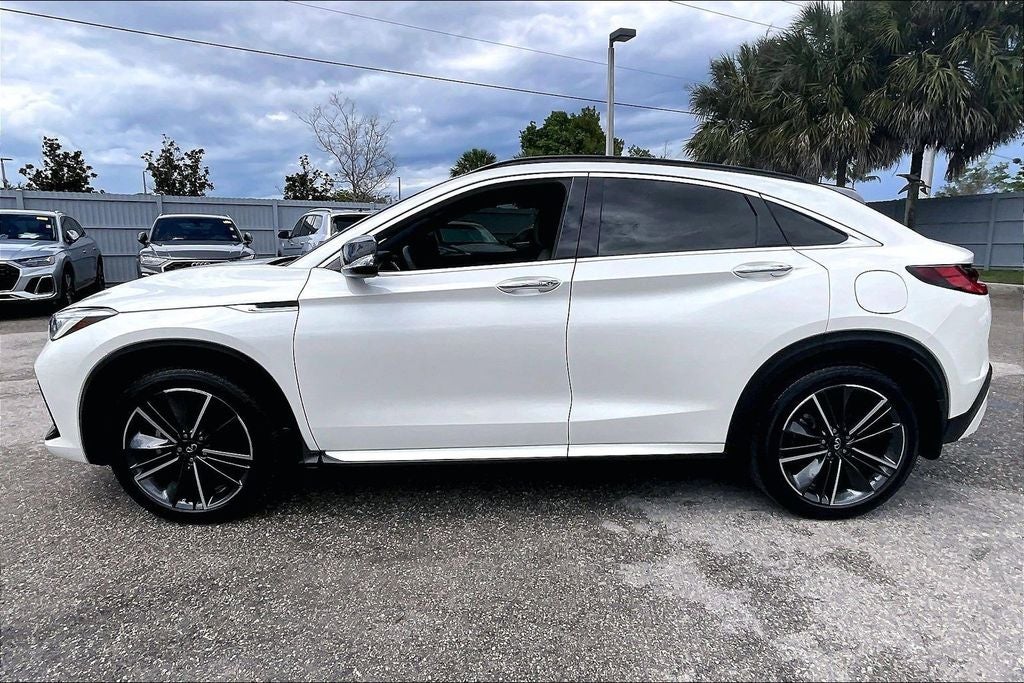 2022 INFINITI QX55 LUXE