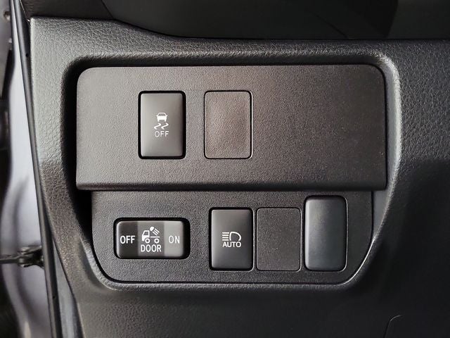 2022 Toyota Tacoma SR V6