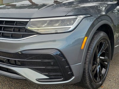 2023 Volkswagen Tiguan 2.0T SE R-Line Black