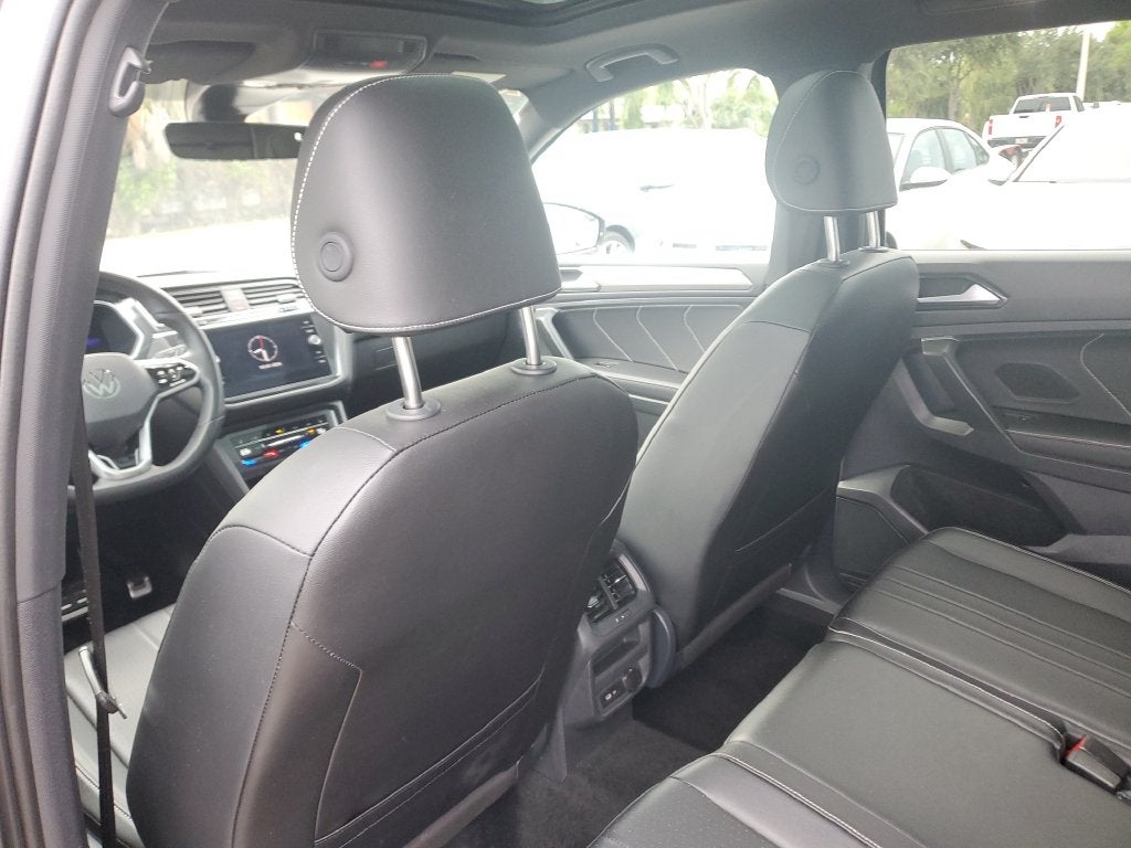 2024 Volkswagen Tiguan 2.0T SE R-Line Black