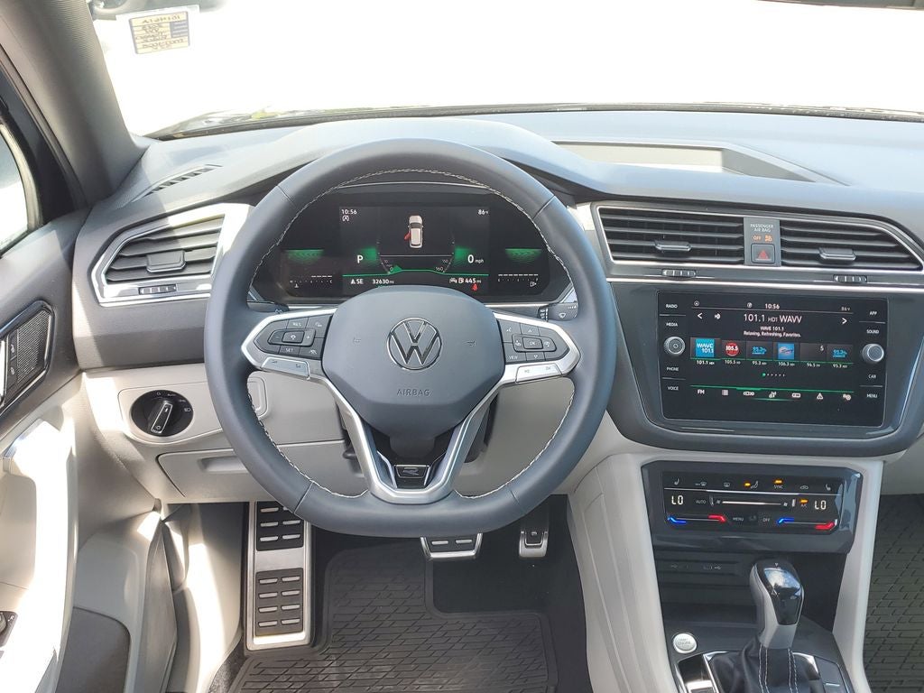 2023 Volkswagen Tiguan 2.0T SE R-Line Black