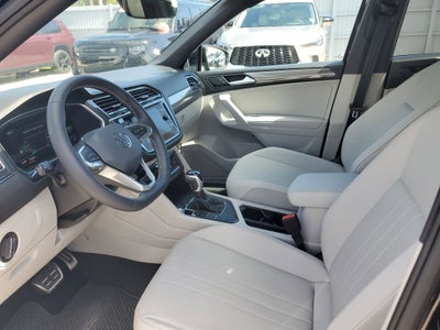 2023 Volkswagen Tiguan 2.0T SE R-Line Black