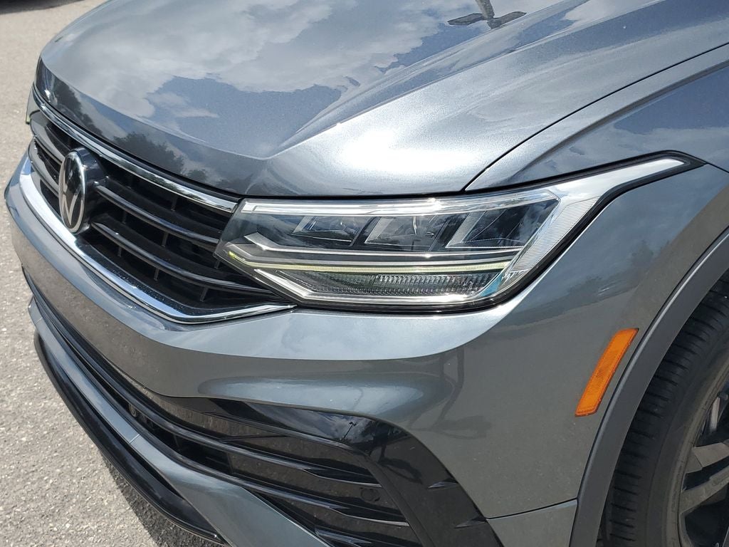 2023 Volkswagen Tiguan 2.0T SE R-Line Black