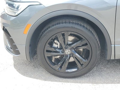 2023 Volkswagen Tiguan 2.0T SE R-Line Black