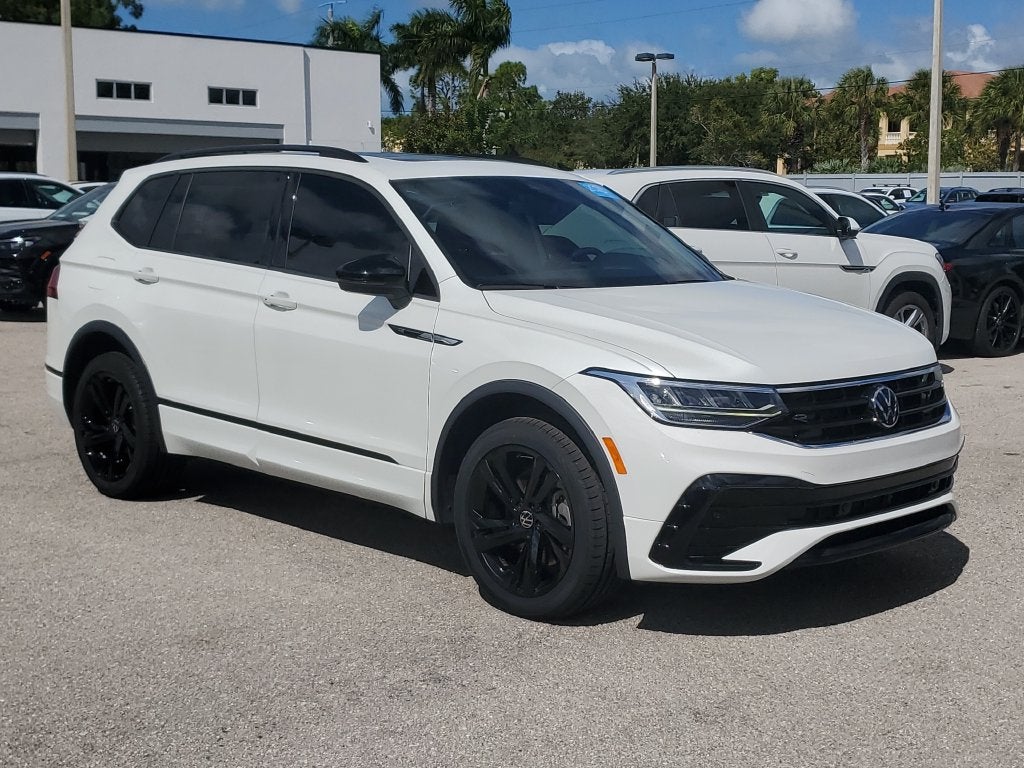 2023 Volkswagen Tiguan 2.0T SE R-Line Black