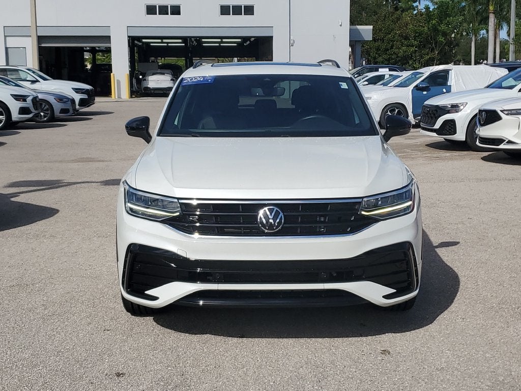 2024 Volkswagen Tiguan 2.0T SE R-Line Black