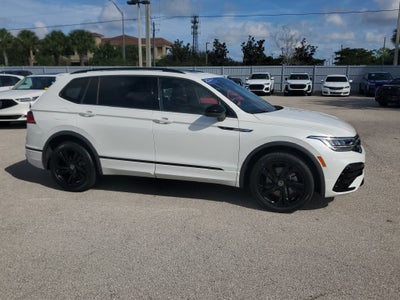 2024 Volkswagen Tiguan 2.0T SE R-Line Black