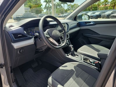 2024 Volkswagen Taos 1.5T SE